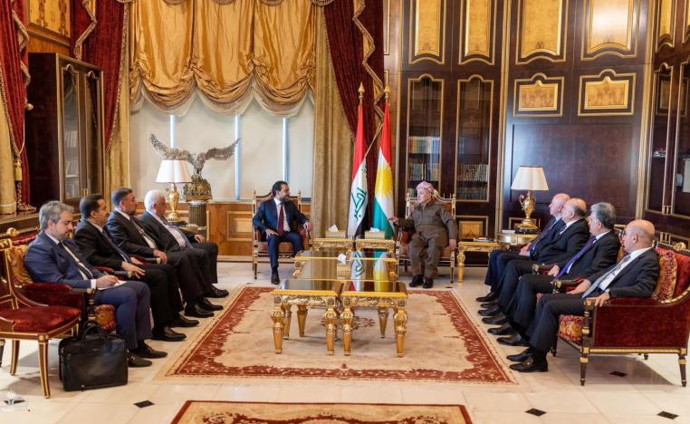 وفد من ائتلاف إدارة الدولة يجري مشاروات مع مسعود بارزاني حول الوضع السياسي