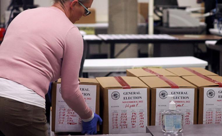 منافسة شديدة بين الجمهوريين والديمقراطيين في الانتخابات النصفية