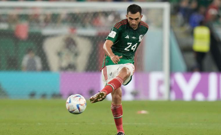 تشافيس يسجل هدف الفوز