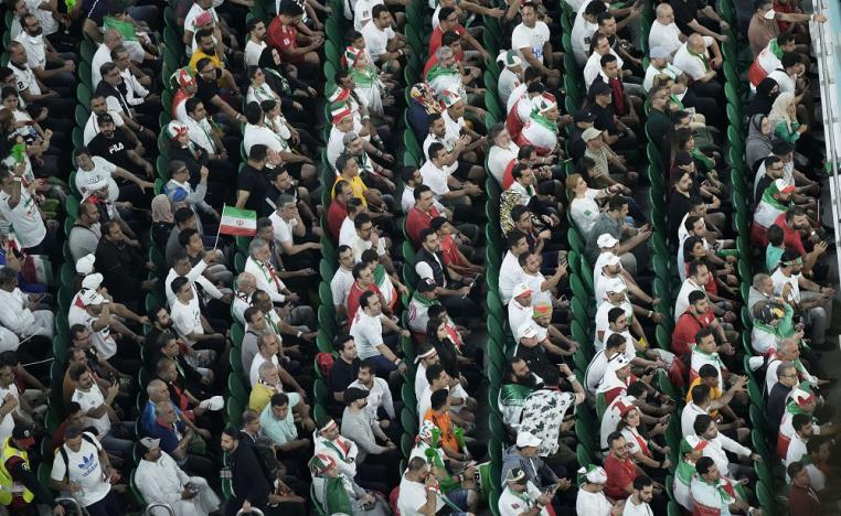 مصدر مكلف بأمن المباريات يكشف لـ'سي ان ان' زرع الحرس الثوري العشرات من عناصره بين الجماهير الايرانية في المونديال