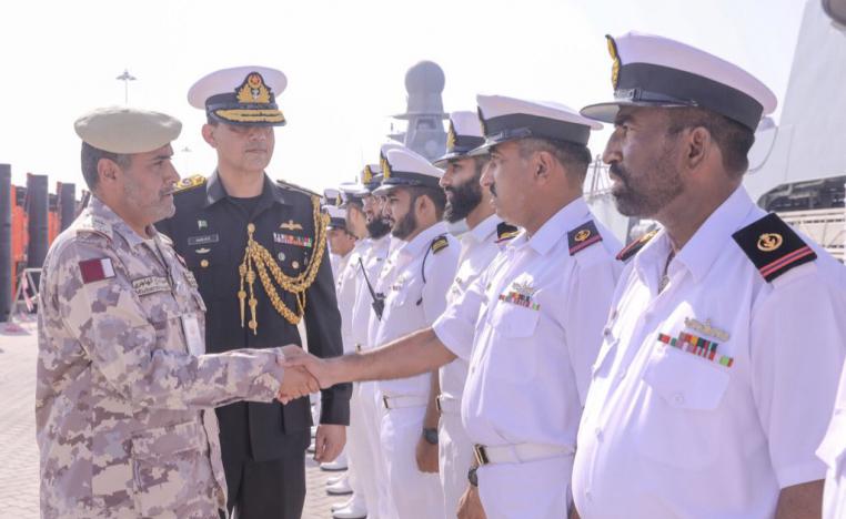 صورة لاستقبال القوة البحرية الباكستانية نشرته الدفاع القطرية على حسابها بتويتر