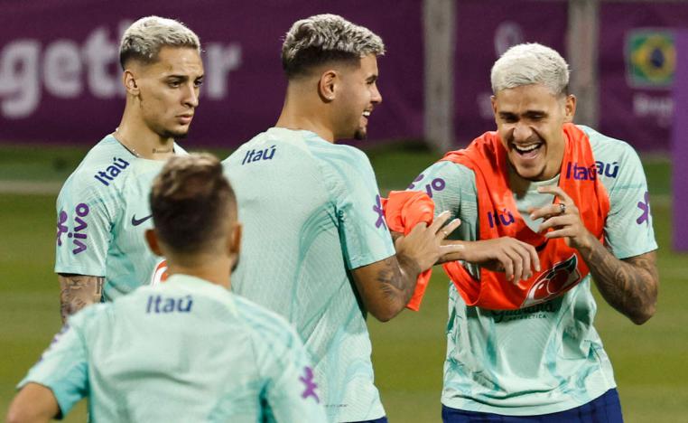 المنتخب البرازيلي يتمتع بالخبرة في مختلف خطوطه