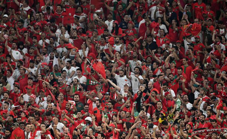 شعارات الاحتفال بتأهل طال انتظاره 