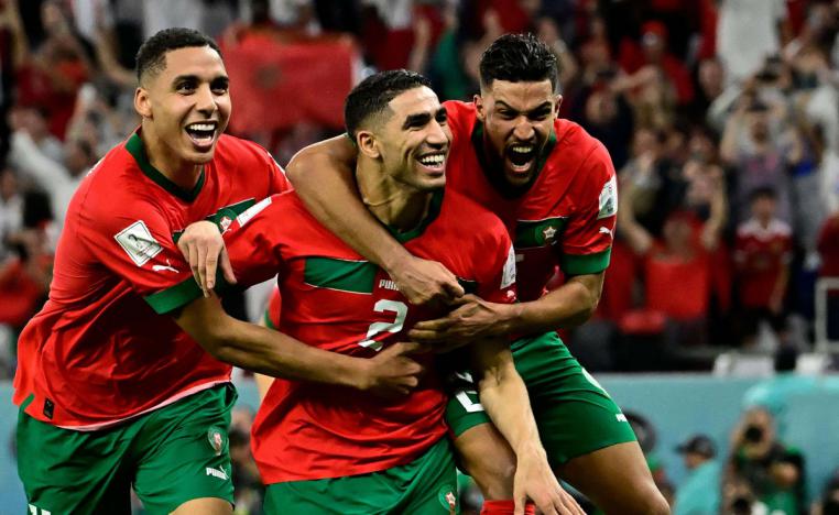 المدافع المغربي مغرم بالانطلاقات السريعة مع الحفاظ على الانضباط في الدفاع