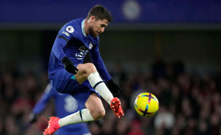 الفريق اللندني يرفع رصيده الى 24 نقطة في المركز الثامن بفارق الأهداف خلف برايتون