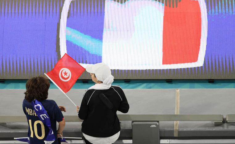 مشجعان لتونس وفرنسا في مونديال قطر