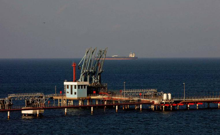 النفط في قلب النزاع بين حكومتي شرق وغرب ليبيا المتنافستين