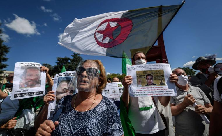 السلطة الجزائرية تشدد من قبضتها لقمع حقوق الانسان