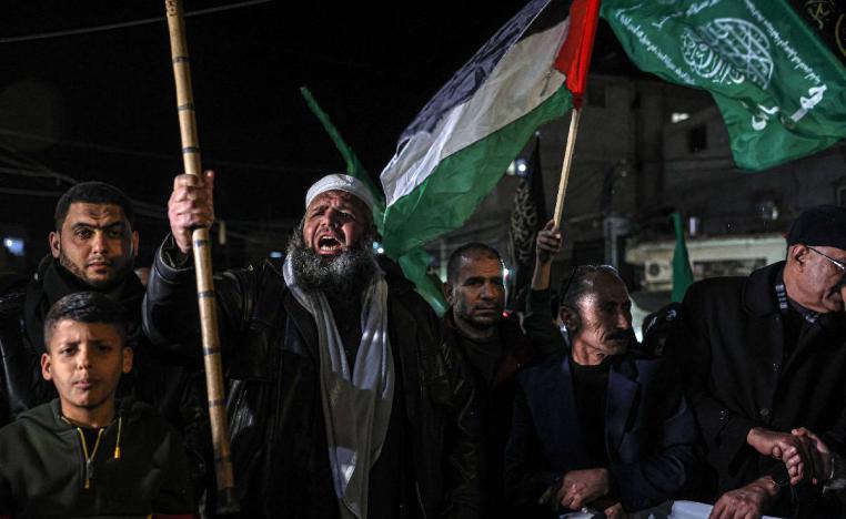 تظاهرة في مخيم خان يونس في غزة ضد استهداف إسرائيل للناشطين في الضفة الغربية