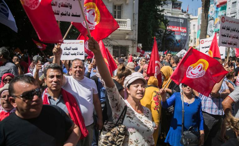اتحاد الشغل يستعد لمعركة الشارع لاستعادة تأثيره السياسي