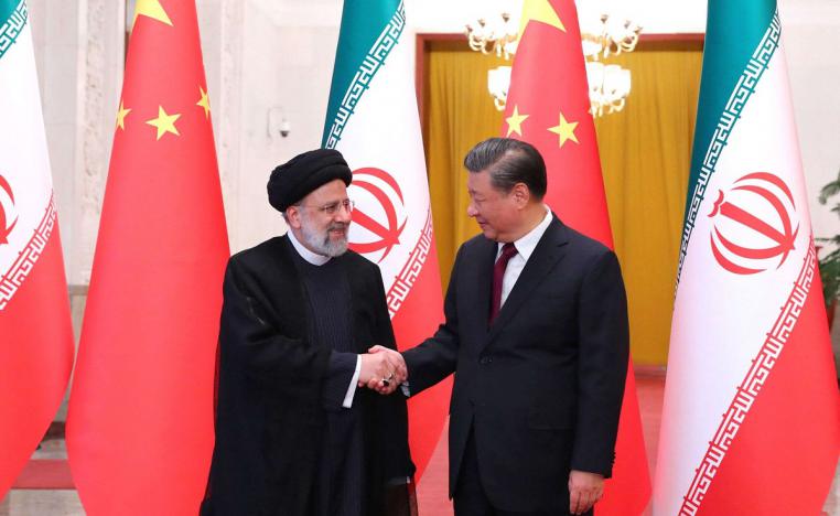 الرئيسان الايراني والصيني يبحثان تعزيز التعاون في مختلف المجالات