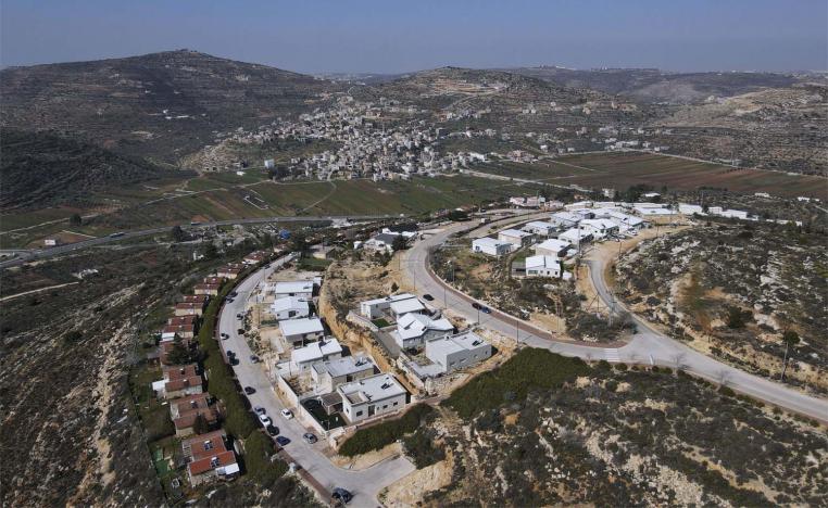 The pledge to hold off on approving outposts contradicts the government's guiding principles 