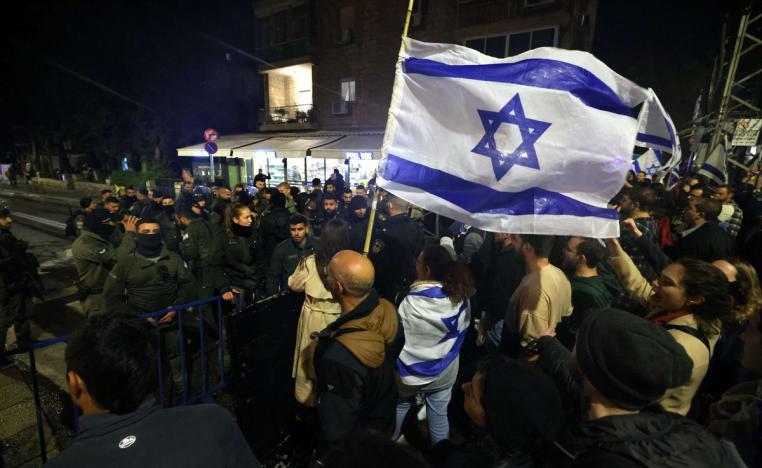المعارضة الاسرائيلية تهدد بمزيد من التصعيد في الشارع