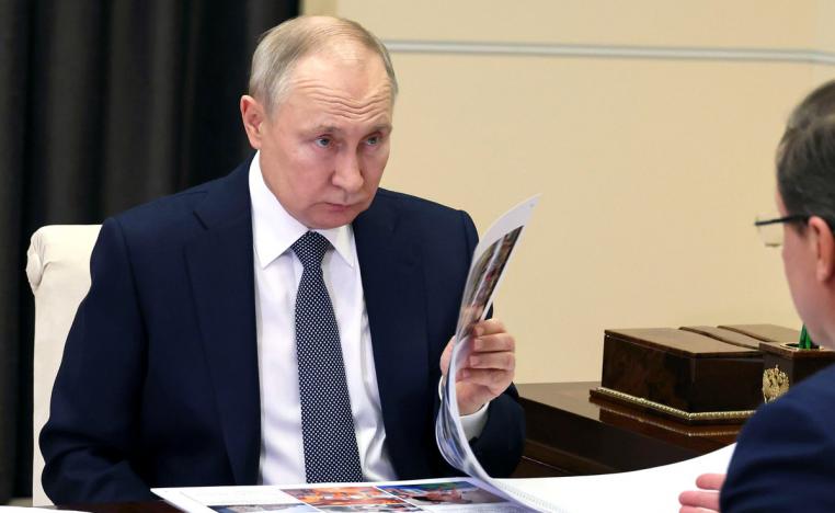 الغرب والإدارة الأميركية يعملان على مضاعفة رصيد بوتين من الاتهامات