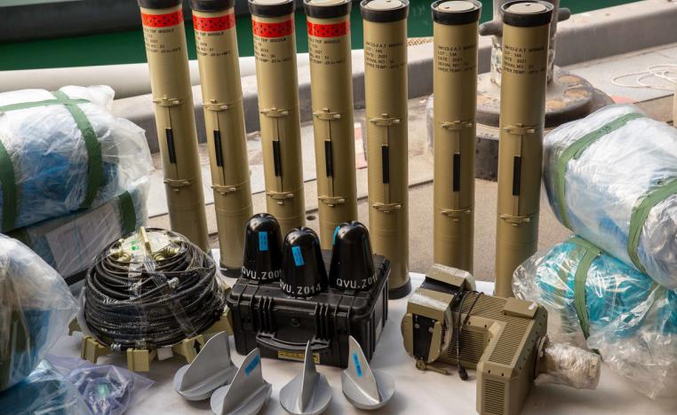 القوات البحرية الأميركية والشريكة أحبطت خلال الأشهر الماضية تهريب أكثر من 5 آلاف قطعة سلاح