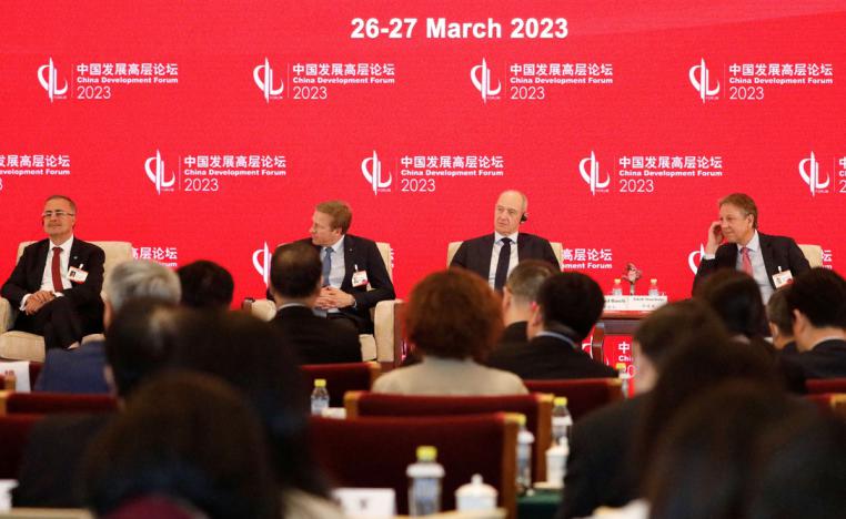 أرامكو تستحوذ على 10 بالمئة في شركة رونغشنغ في صفقة بقيمة 3.6 مليارات دولار