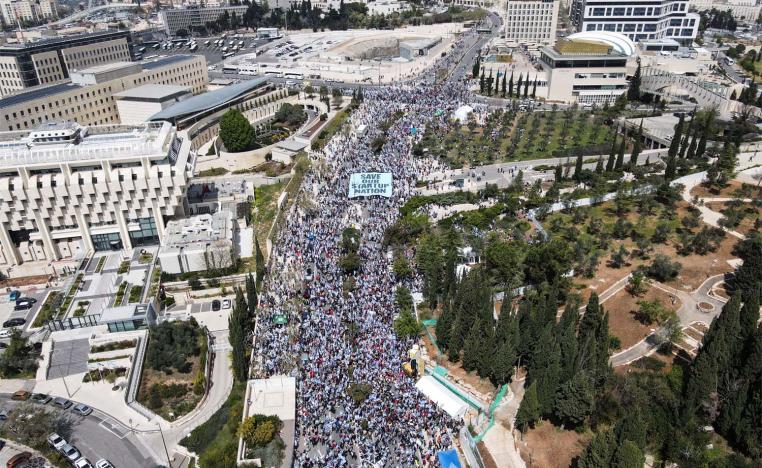 A powerful message to Netanyahu