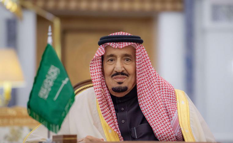 العاهل السعودي يقود جهود دعم الفئات الهشة