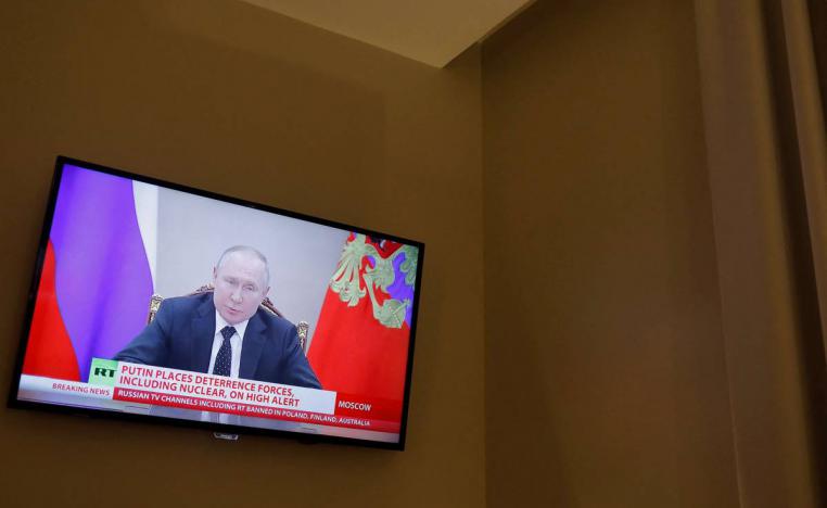 قناة روسيا اليوم تعرض خبر حجبها في أوروبا