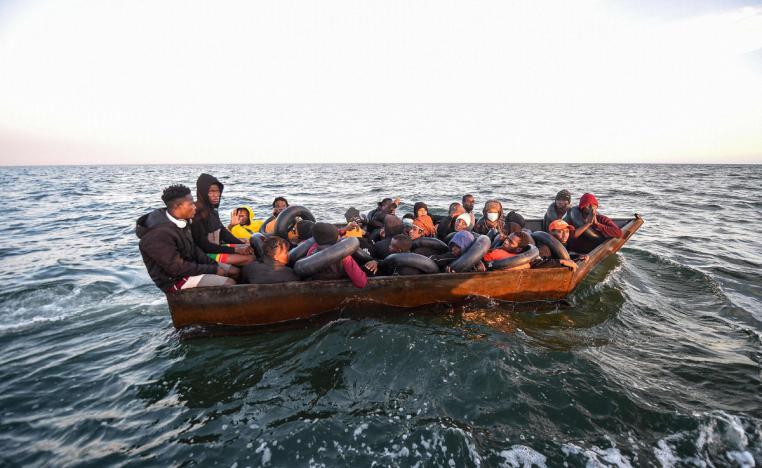 المخاوف من تنامي موجات الهجرة تدفع ايطاليا لقيادة جهود دعم تونس