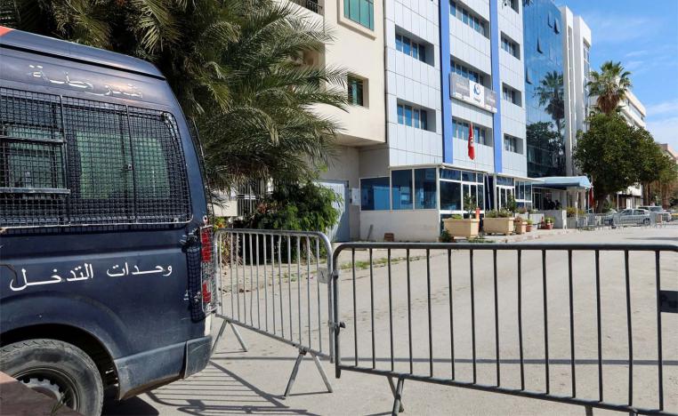 Police raided Ennahda party headquarters