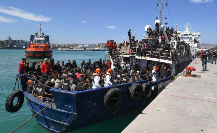 وزير الداخلية الفرنسي يتهم رئيسة الوزراء الايطالية بالعجز في حل مشكلة الهجرة من تونس