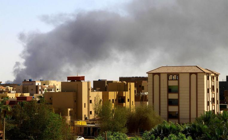 Air strikes and artillery fire escalate 