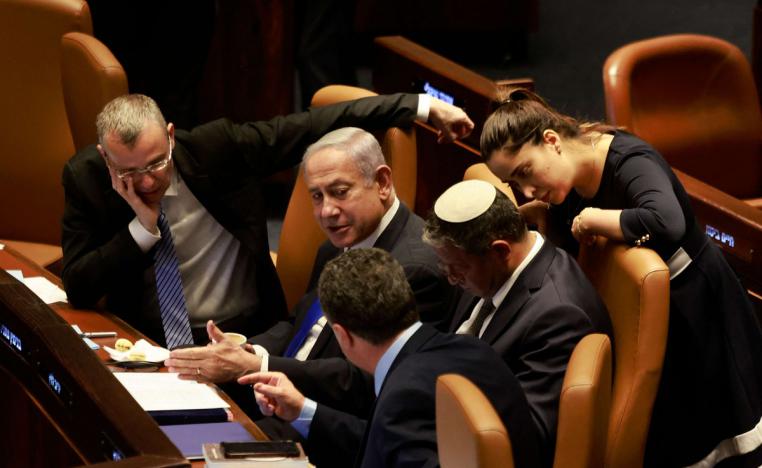 نتنياهو يواجه اتهامات بالسعي لإخضاع القضاء