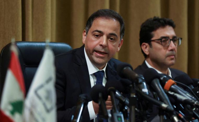 منصوري يواجه تحدي إيقاف الانهيار المالي في لبنان