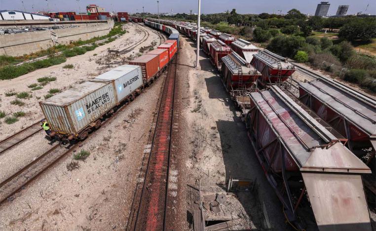 Israel eyes future link to Saudi Arabia