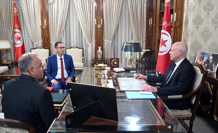 قيس سعيد يبحث عن موارد مالية تغنيه عن صندوق النقد