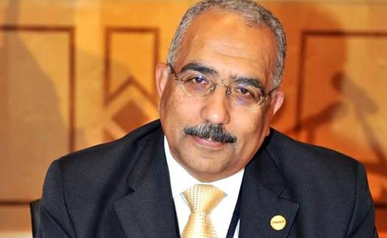 الشاعر والروائي المصري أحمد فضل شبلول 