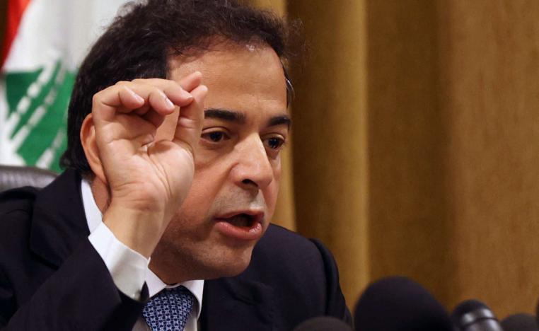 الحاكم الجديد لمصرف لبنان يعلن عن أوّل قراراته 