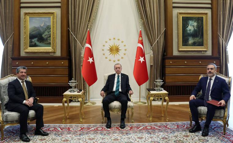 الرئيس التركي رجب طيب أردوغان يستقبل رئيس وزراء اقيلم كردستان مسرور بارزاني بحضور وزير الخارجية هاكان فيدان