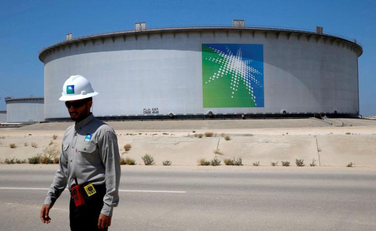 الخفض السعودي لانتاج النفط هو الأكبر في نحو 15 عاما