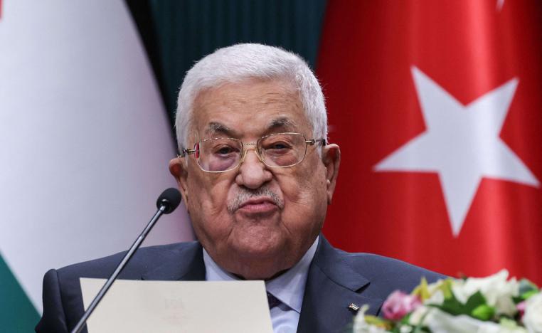 عباس يثير غضب الداخل والخارج