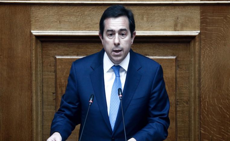 وزير الهجرة اليوناني يدعو إلى إنشاء آلية أوروبية مشتركة لإعادة اللاجئين