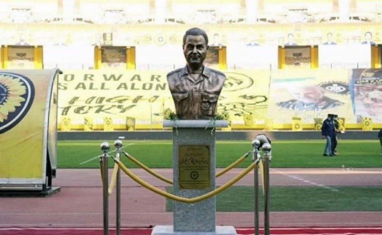 Commander Qasem Soleimani's statue