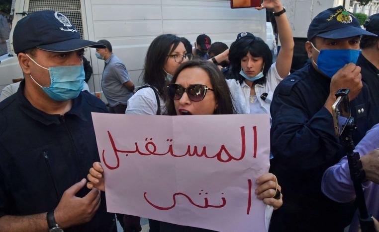 استفحال العنف ضد النساء في الجزائر 