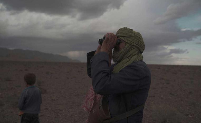 'شظايا السماء'