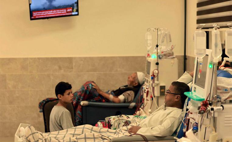 Gaza hospitals on the brink of collapse