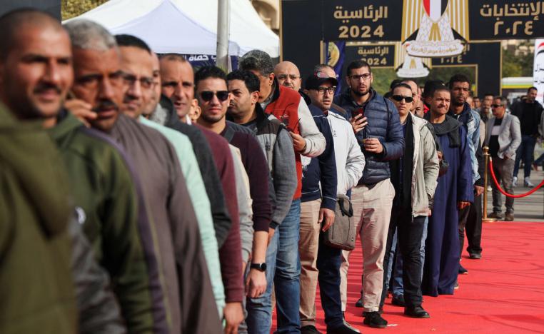 الأولوية لدى المصريين عودة الاستقرار خصوصا الاقتصادي