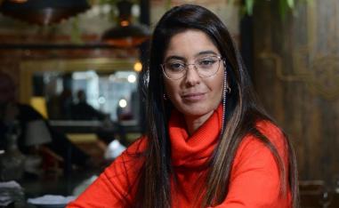 الروائية فلورنسيا إتشيفس 