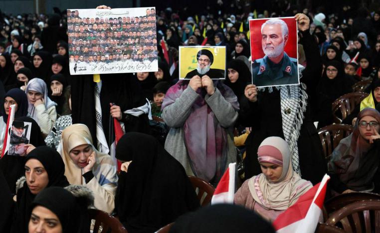 ناشطات من حزب الله في تجمع اثناء خطاب لحسن نصرالله