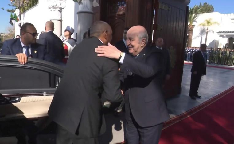 الرئيس الجزائري عبدالمجيد تبون يستقبل قائد الجيش السوداني