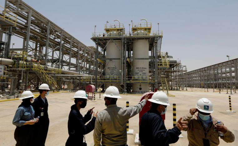 السعودية تريد أن يعمل الغاز جنبا إلى جنب مع النفط الإحفوري 