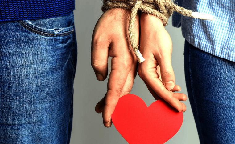 'الحب والإدمان'