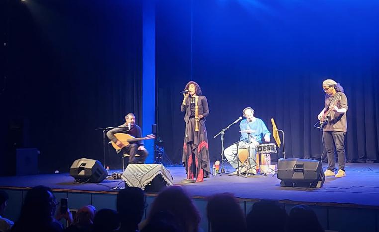 عرض موسيقي للفنانة لبنى نعمان ضمن فعاليات افتتاح ليالي ابن رشيق الرمضانية