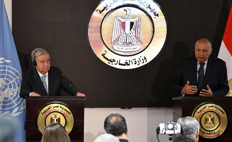 غوتيريش يحثّ إسرائيل من القاهرة على إزالة العقبات لإيصال المساعدات إلى غزة