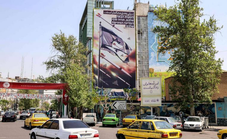 جدارية في طهران عن استهداف إسرائيل